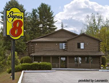 Super 8 By Wyndham Lake George/Warrensburg Area Exterior photo